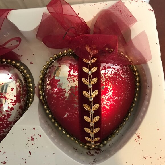 DILLARDS XMAS Red Large 5" GLASS HEARTS ORNAMENT LOT  2 BOX - Picture 3 of 12